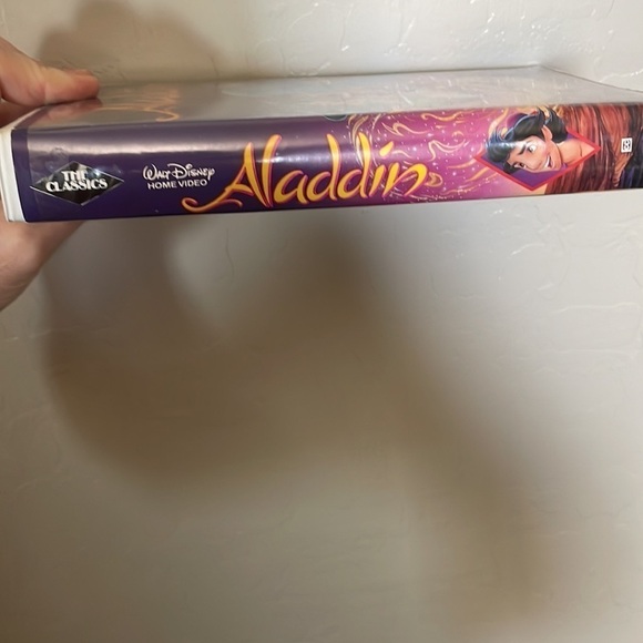 Disney Classic Aladdin VHS Tape Vintage Collectable. - Picture 4 of 16